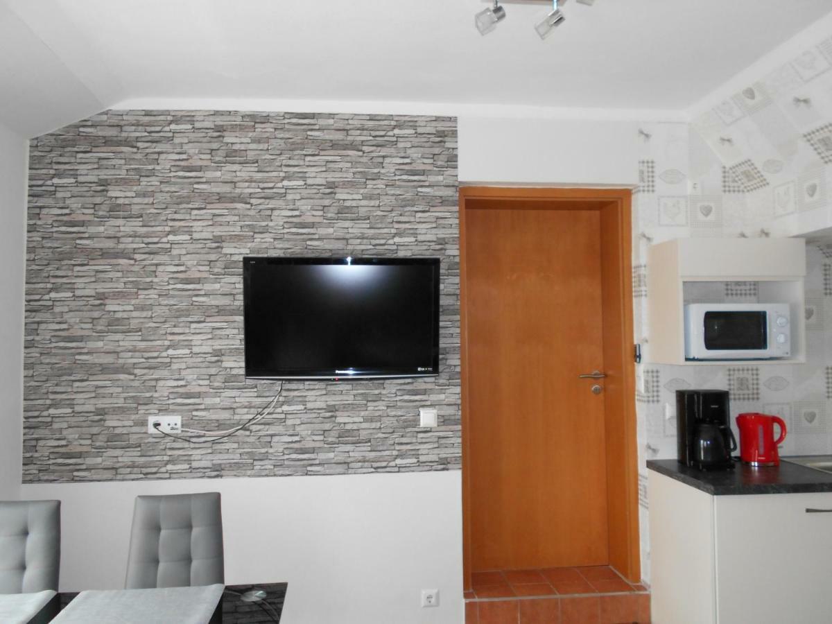 Ferienapartment-Monteurwohnung-Muldestausee Pouch Kültér fotó